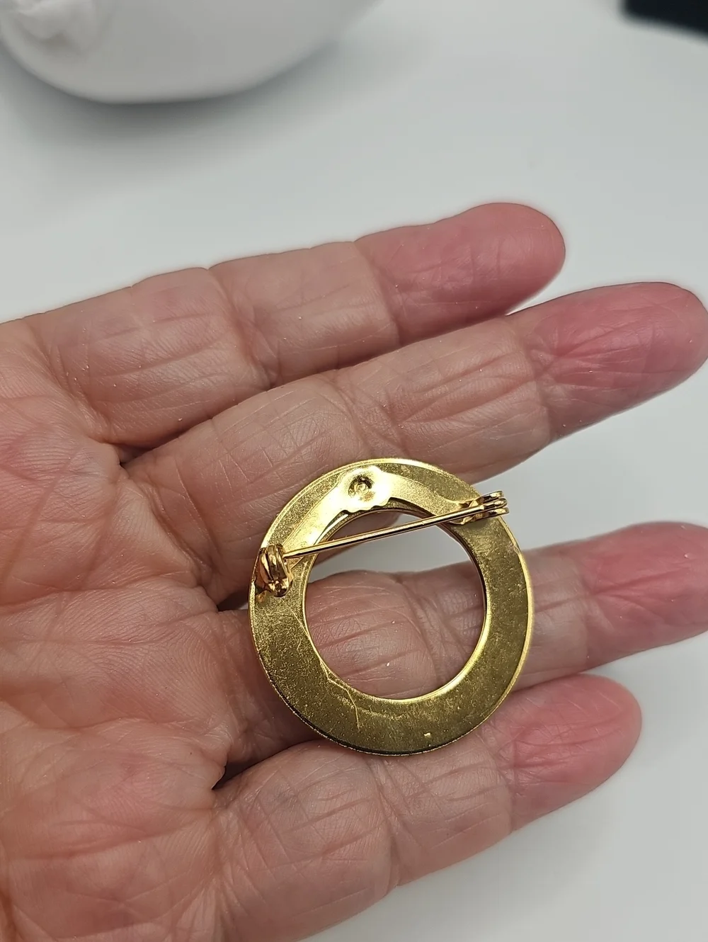 The Unbranded Brand elegant gold
